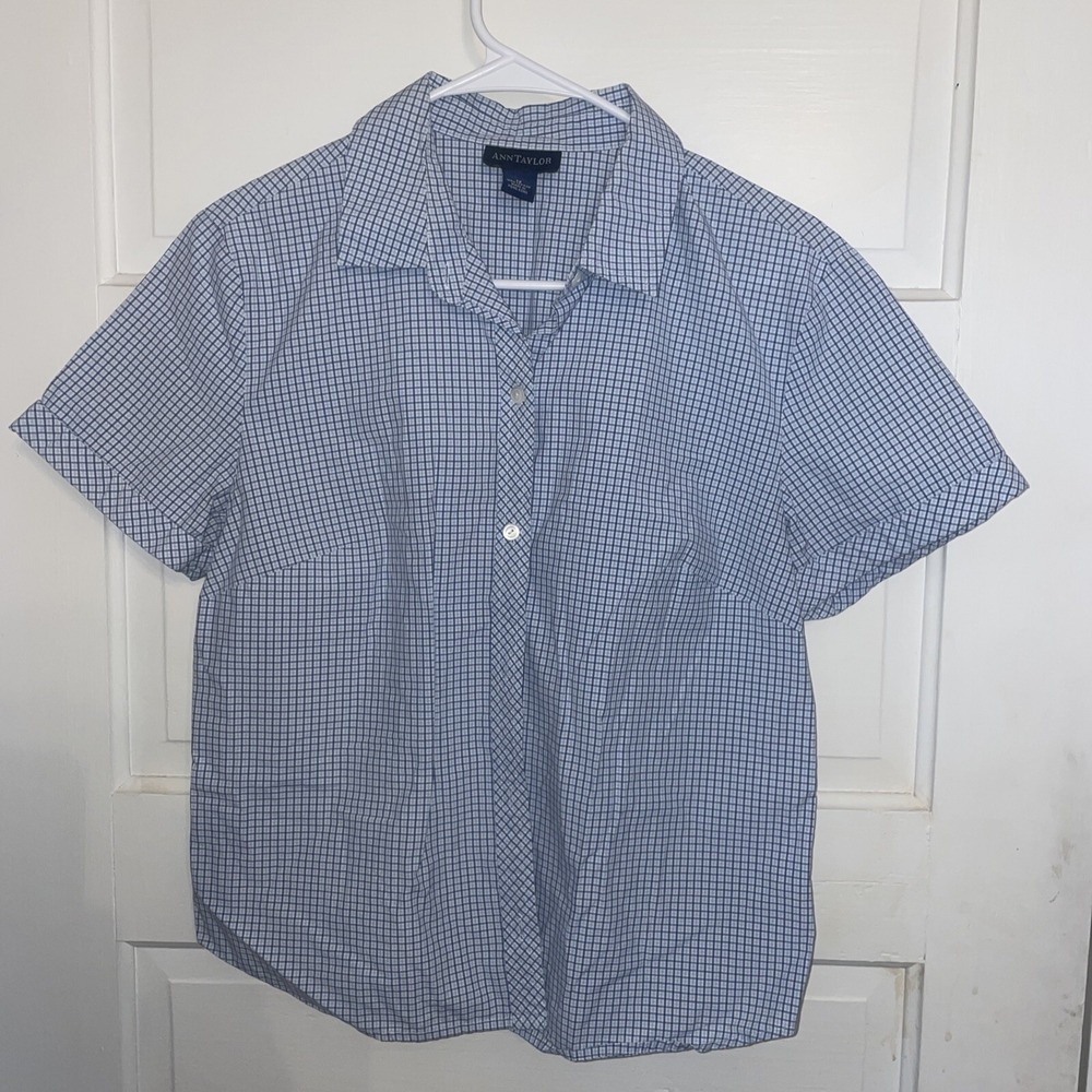 Ann Taylor 12 Short Sleeve Fitted Button‎ Up Blouse Cuffed Sleeves